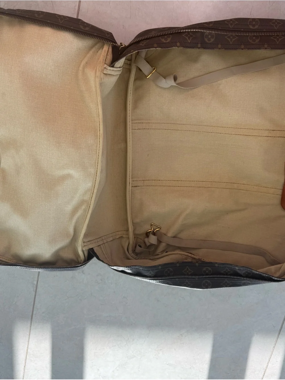 Louis Vuitton Monogram Sirius 50 Canvas Travel Bag